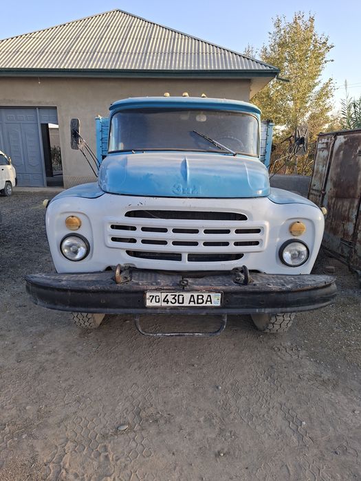 Zil 131 sotiladi