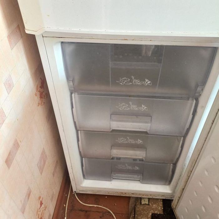 Продам холодильник Beko