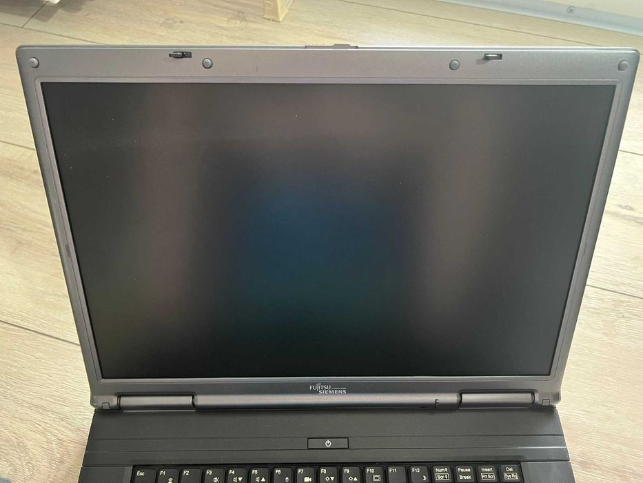 laptop fujitsu siemens esprimo mobile v5535 de colectie