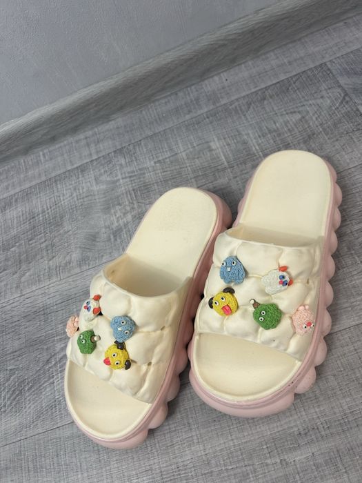 Продам кроксы-шлепки