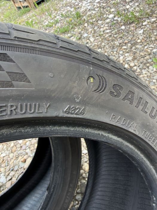 Set Anvelope Vara SAILUN ATREZZO 245/40R18