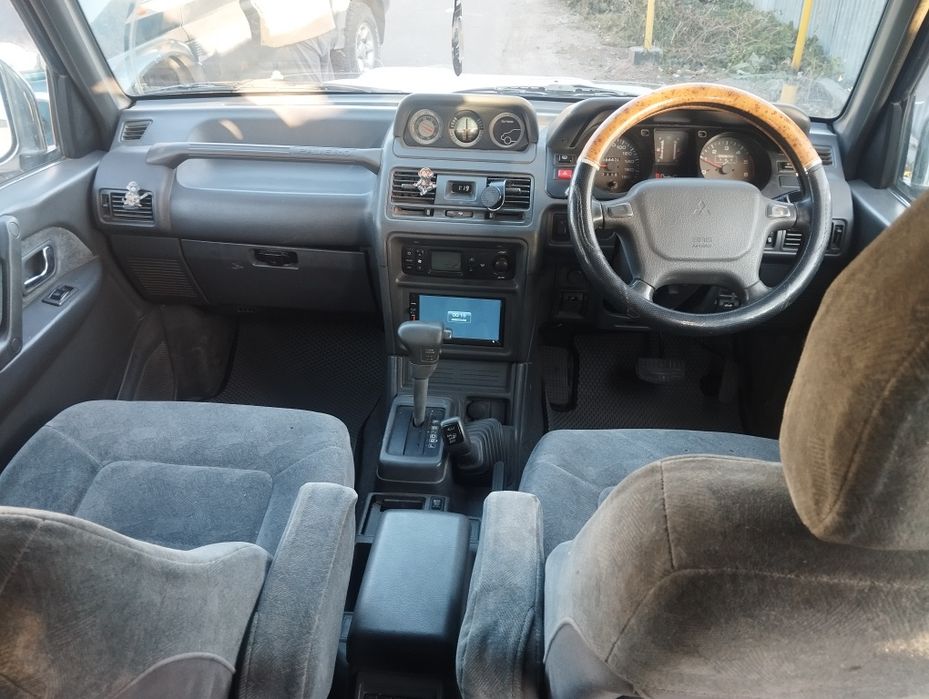 Продам Mitsubishi Pajero