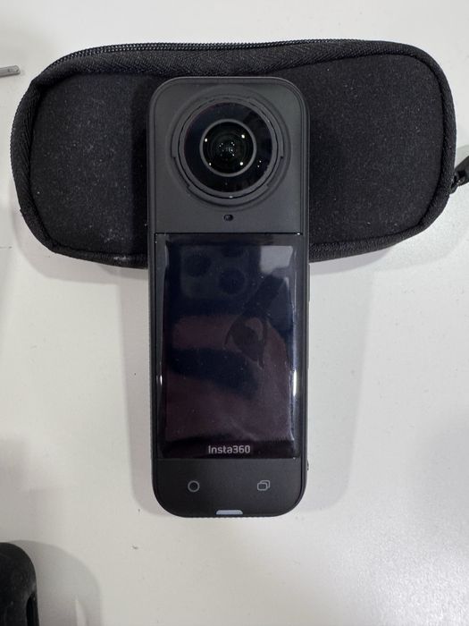 Insta360 X5 (8K 360 Action Cam) + Replacement Lens Kit и аксесоари
