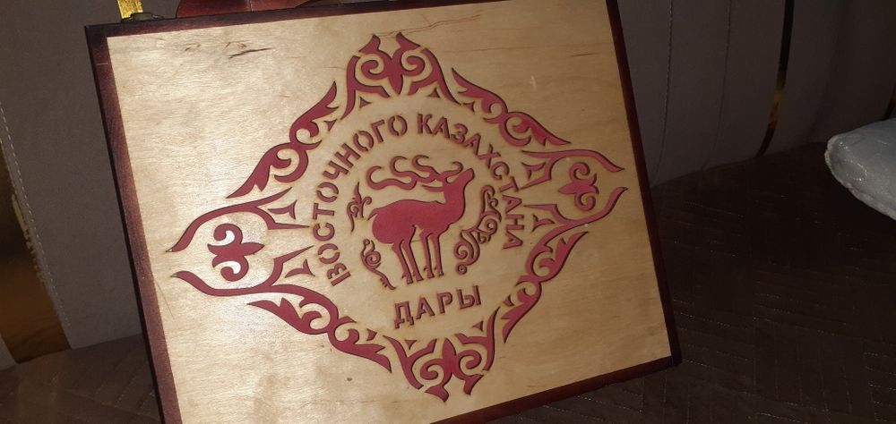 Продам подарочный чемоданчик деревяный