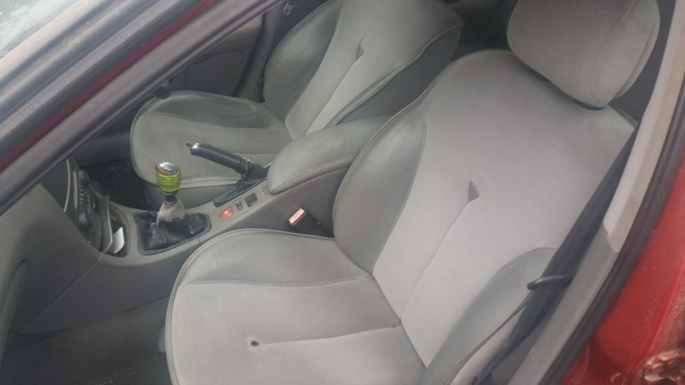 Dezmembrari  Renault LAGUNA 2  2001  > 2007 1.9 dCi (KG0G) Motorina