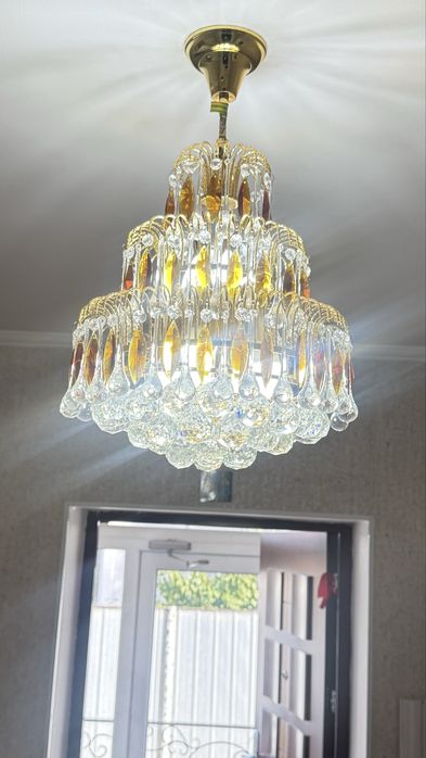 Люстры красивые