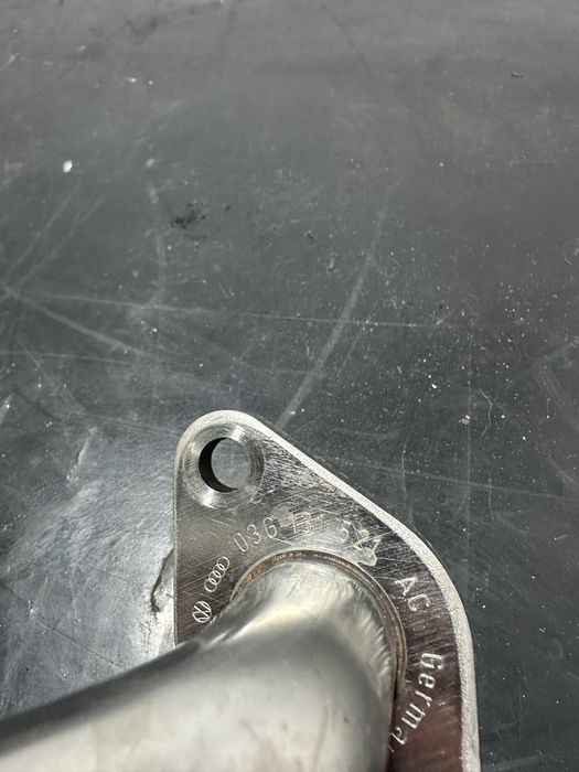 Conducta gaze EGR Volkswagen Vw T5 1.9 TDI BRS BRR AXB 038131521AC