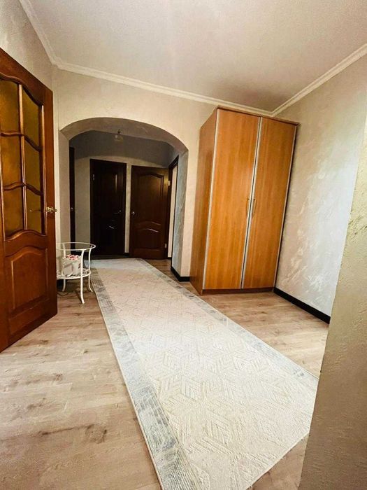 Продается квартира 4 комнатная