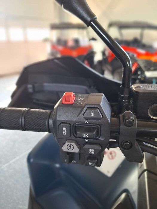 ATV Can-Am Outlander MAX LIMITED 1000R T 2025