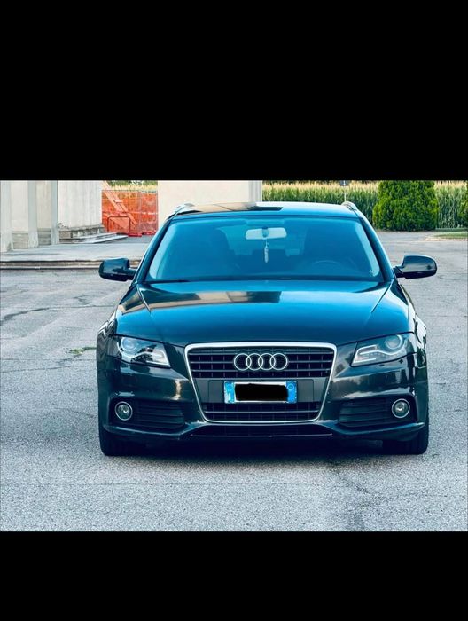 Vand audi a4 2012