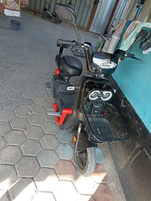 Продам электро скутер.