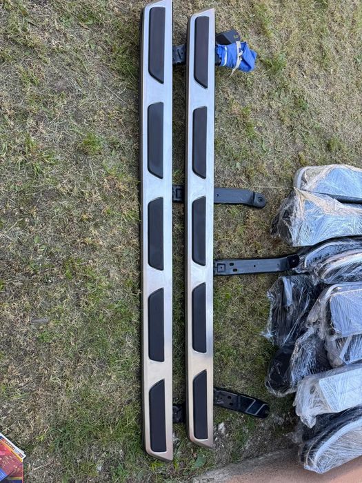 Praguri laterare universale auto