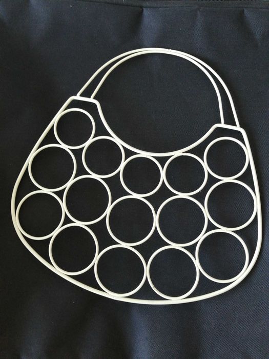 Cos decorativ din metal decoratiune, pentru casa sau gradina perete