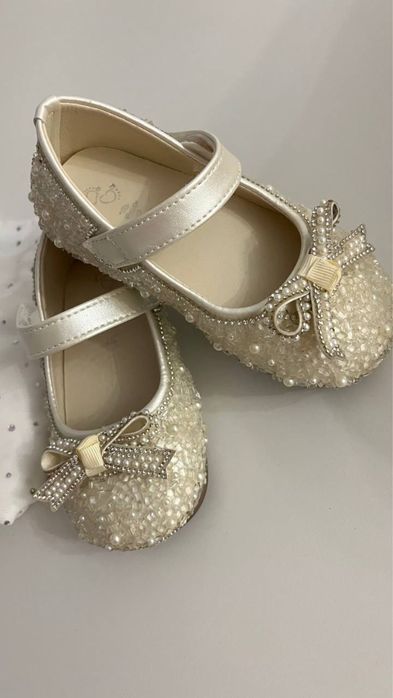 Нарядное платье для девочки