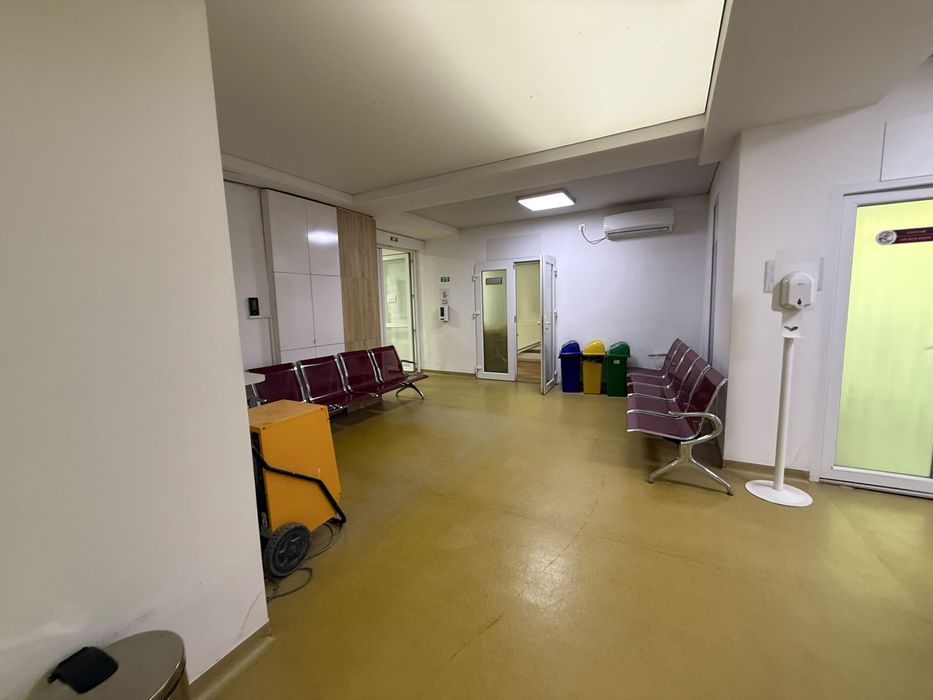 Inchiriez spatiu comercial in centrul Craiovei