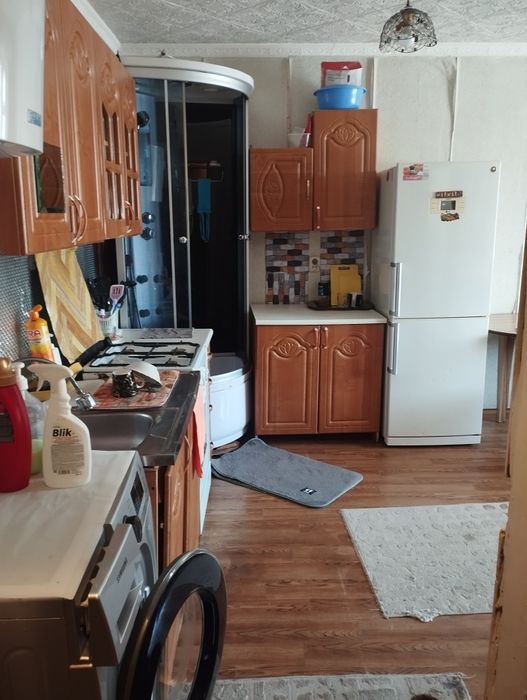 Продам двухкомнатную общежития