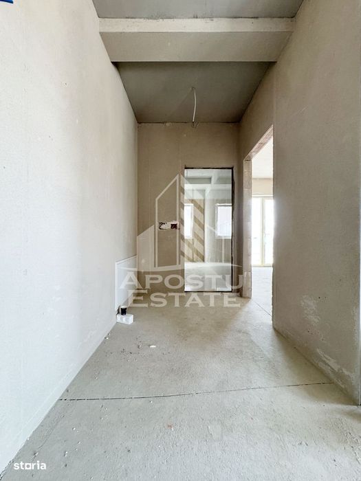 Apartament 2 camere de vanzare, etaj 1/3, Calea Urseni, Giroc