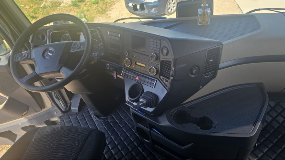 Mercedes Actros MP4 // 25 K €//