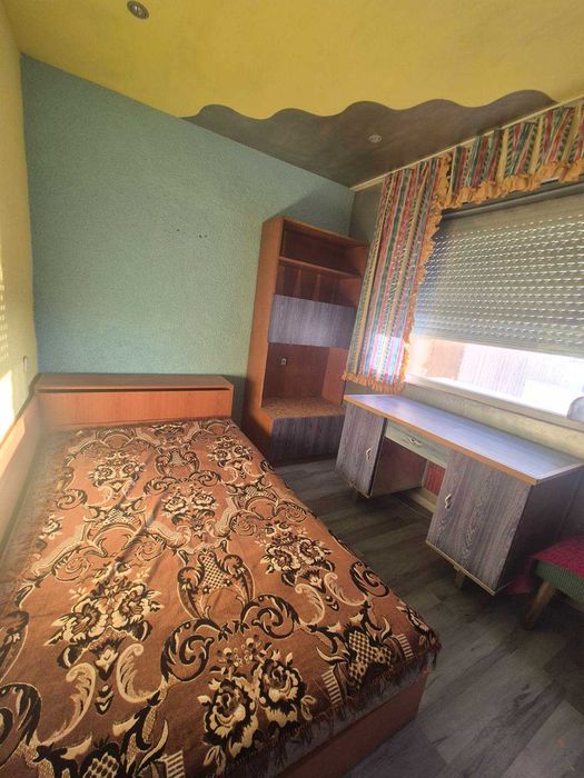 Дава се под наем Тристаен апартамент в Търговище, Запад 2 - 75 кв.м за 229.5 € - Снимка #3