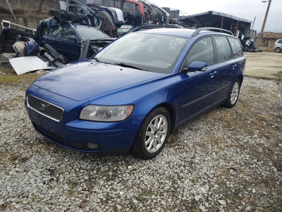 Волво В 50 2.0 HDI 136 коня. Само на части.