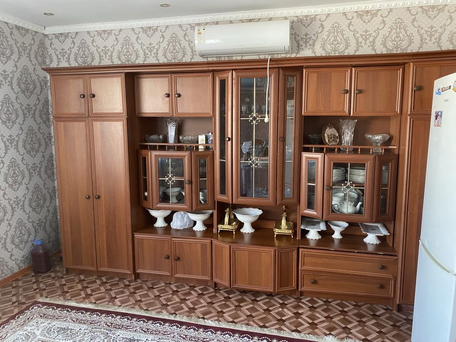 Продам стенку для зала