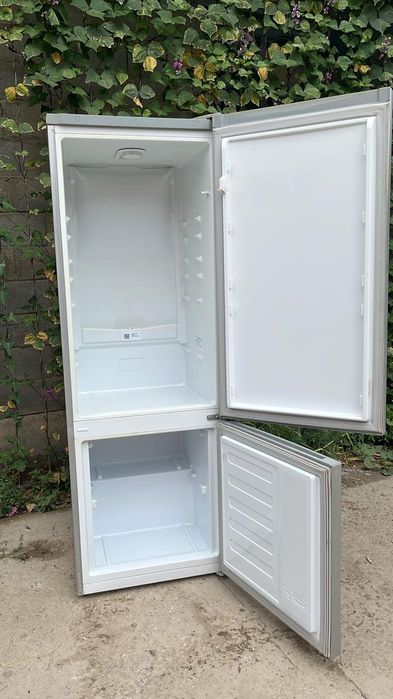 Срочно продам холодильник