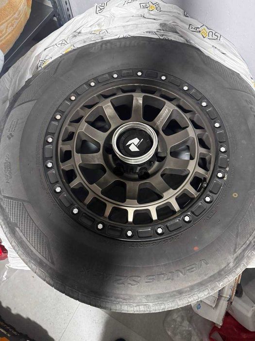 Продам колеса танк 300