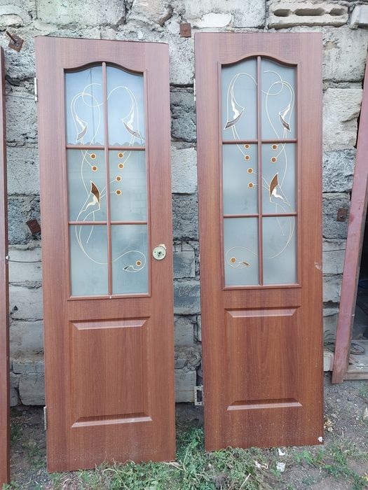 Продам межкомнатные двери б/у