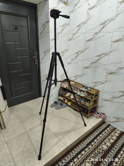 Nikon D3100 Камера, Микрафон, Штатив, Стабилизатор