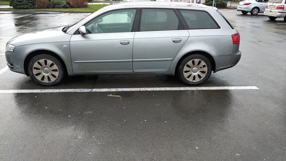 AUDI A4 2004 — imagine 3