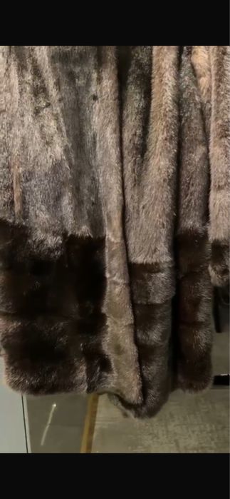 Продам срочно шубу