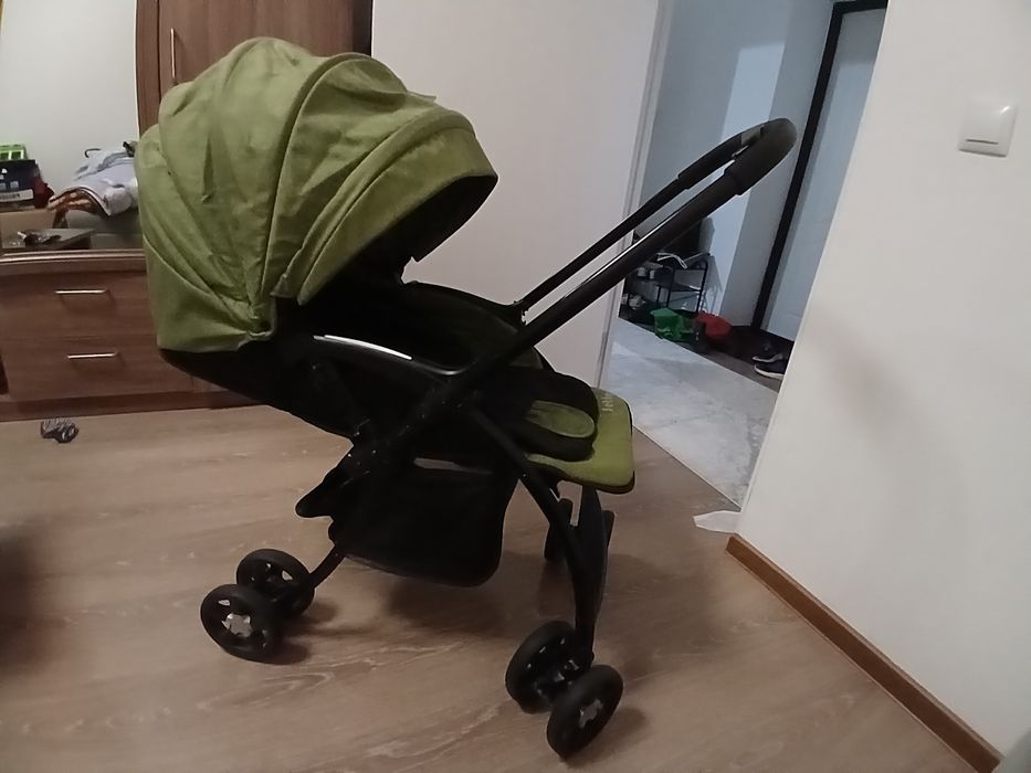 продам коляску в хорошем состояний