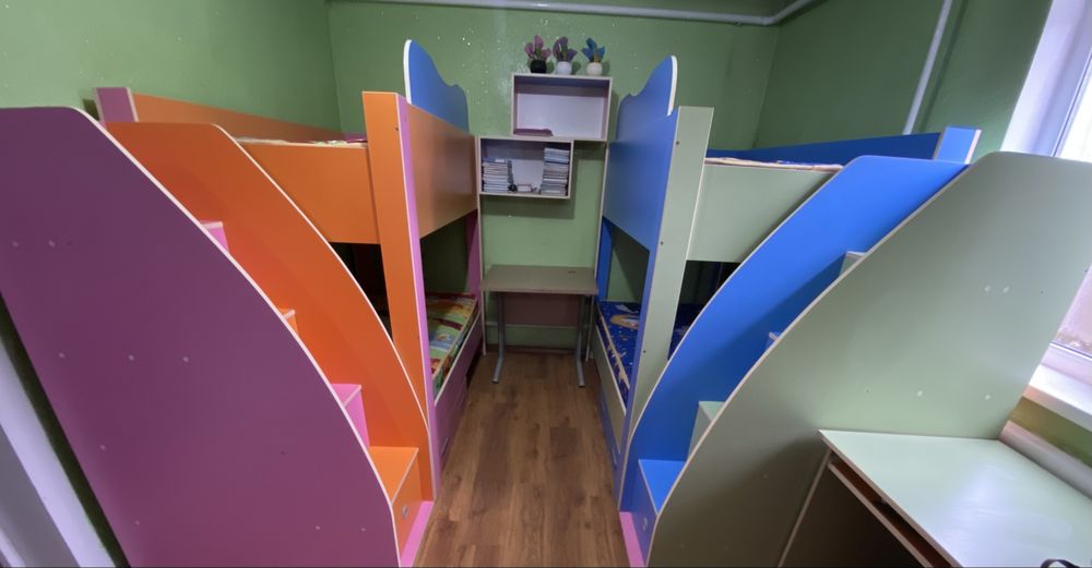 Двух яростная кровать