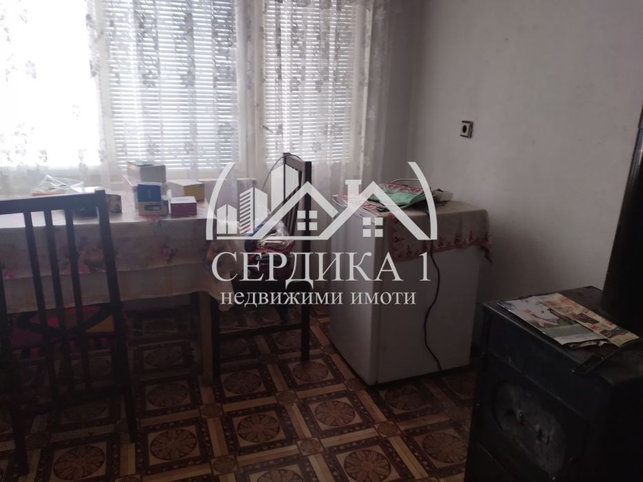 Продава се Къща в с. Шишковци, Област Кюстендил - 346 кв.м за 207 €/кв.м - Снимка #1