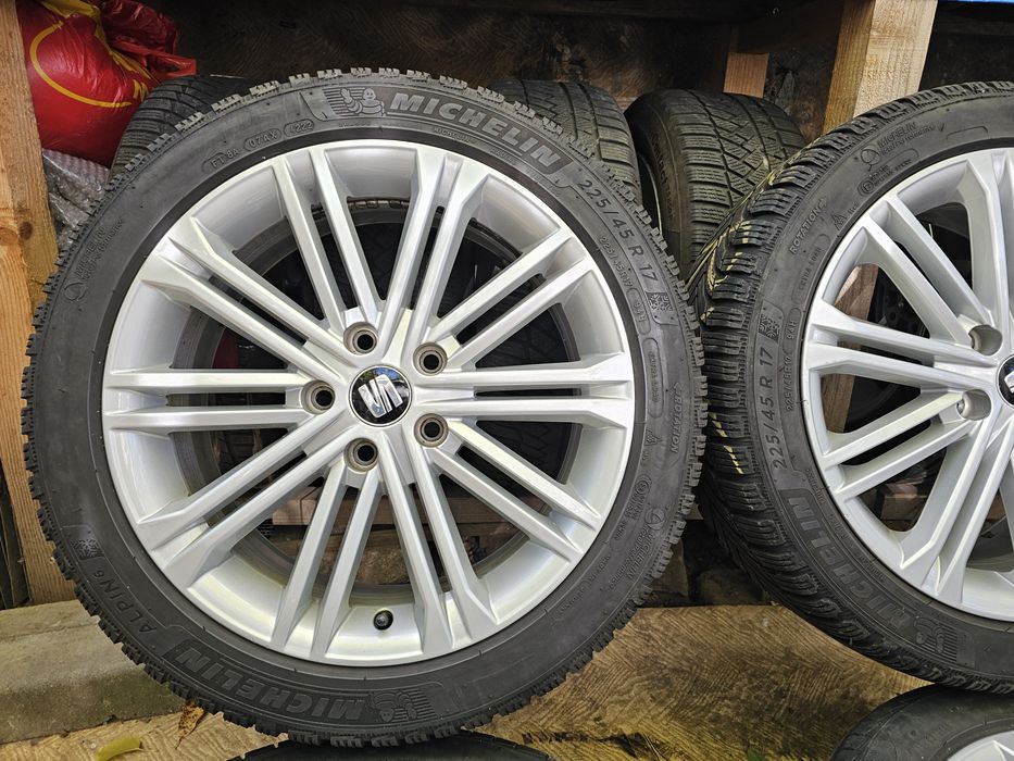 Jante aliaj 17" Skoda Octavia/Seat/Volkswagen anvelope iarna 225 45 17