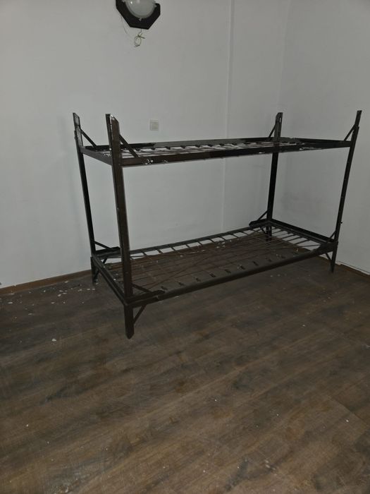 Paturi suprapuse 600 lei/pat simplu 300 lei