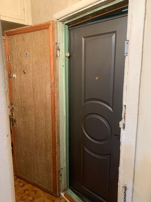 ЯЛАНГАЧ массив 1- комнатная, 2- этаж, 43000!