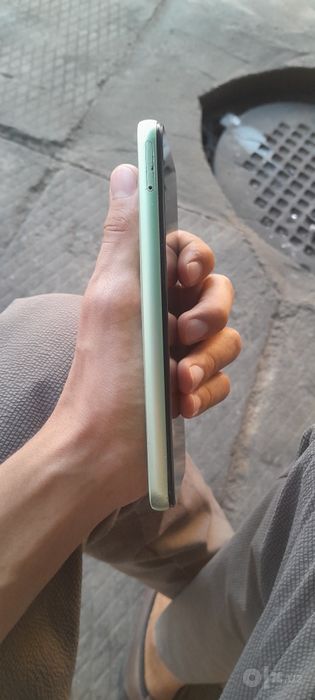 Samsung a24 6 128 srochni sotiladi