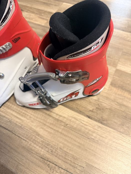 Clapari reglabili copii Roces Alb&Rosu, marime reglabila 30-35