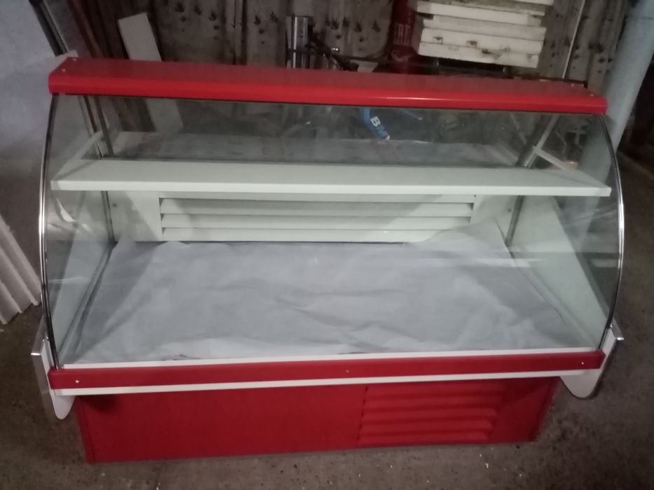 Витрина холодильник 180 см
