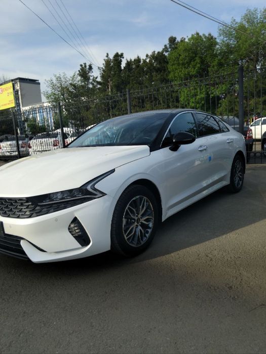 Kia k5 2023 sotiladi