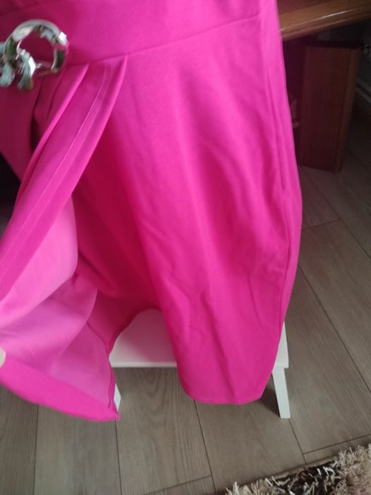 Vând Rochiță Dama