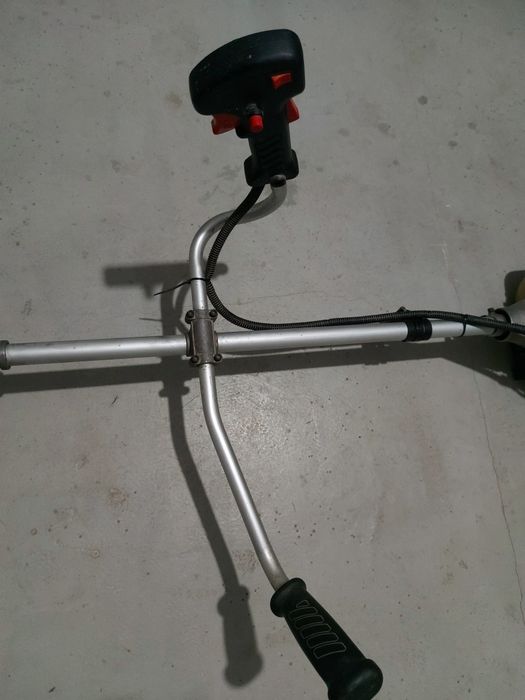 Триммер Бензиновый Газонокасилка