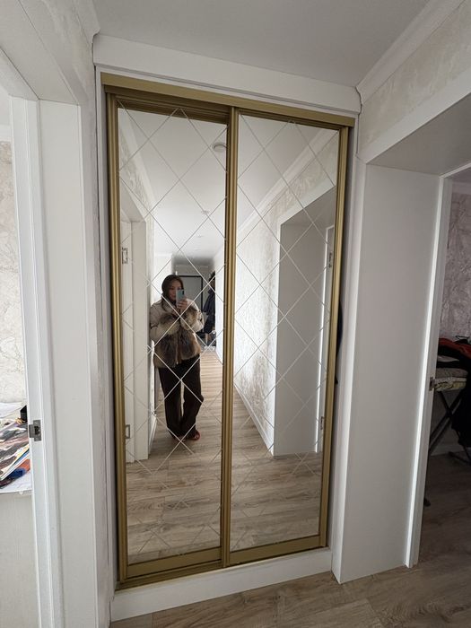 Зимний пуховик ,очень стильный