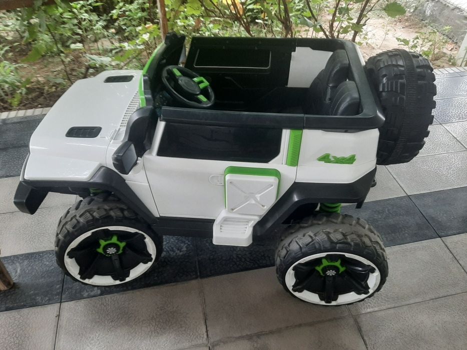 Hammer bolalar mashinasi