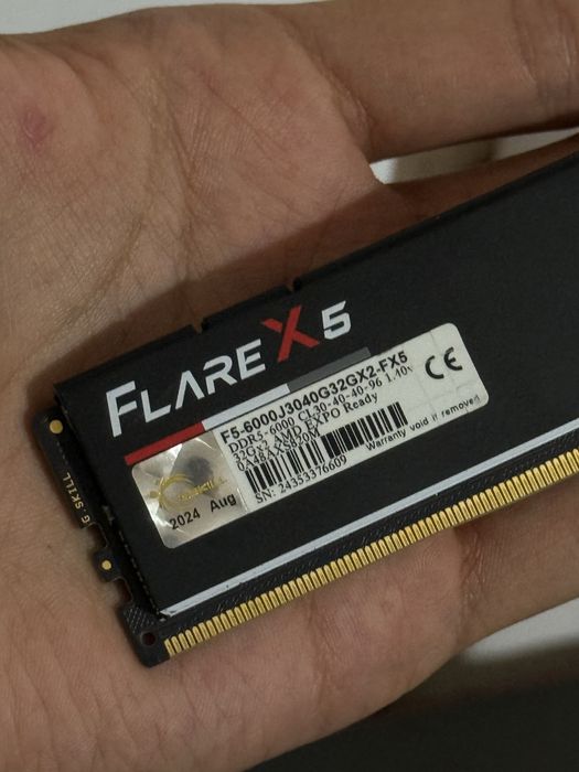 ROG Crosshair X870E Hero + 64GB DDR5 6000 CL30
