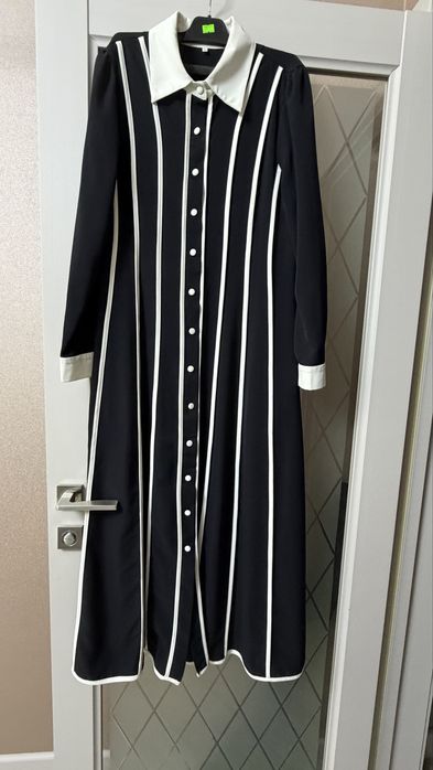 Красивое платье с ремешком