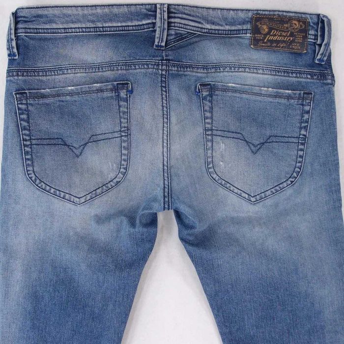 Diesel THANAZ 0811E blugi barbati, talie 44cm