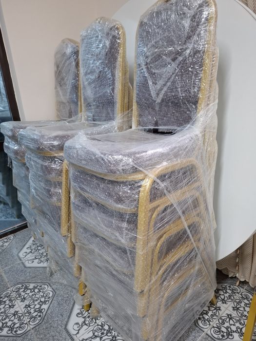 100шт стуля сатылады