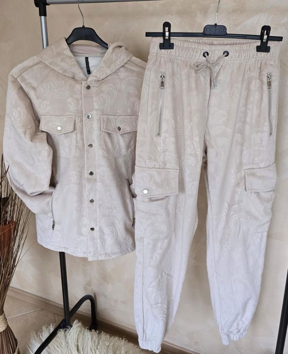 Costum sport bărbați